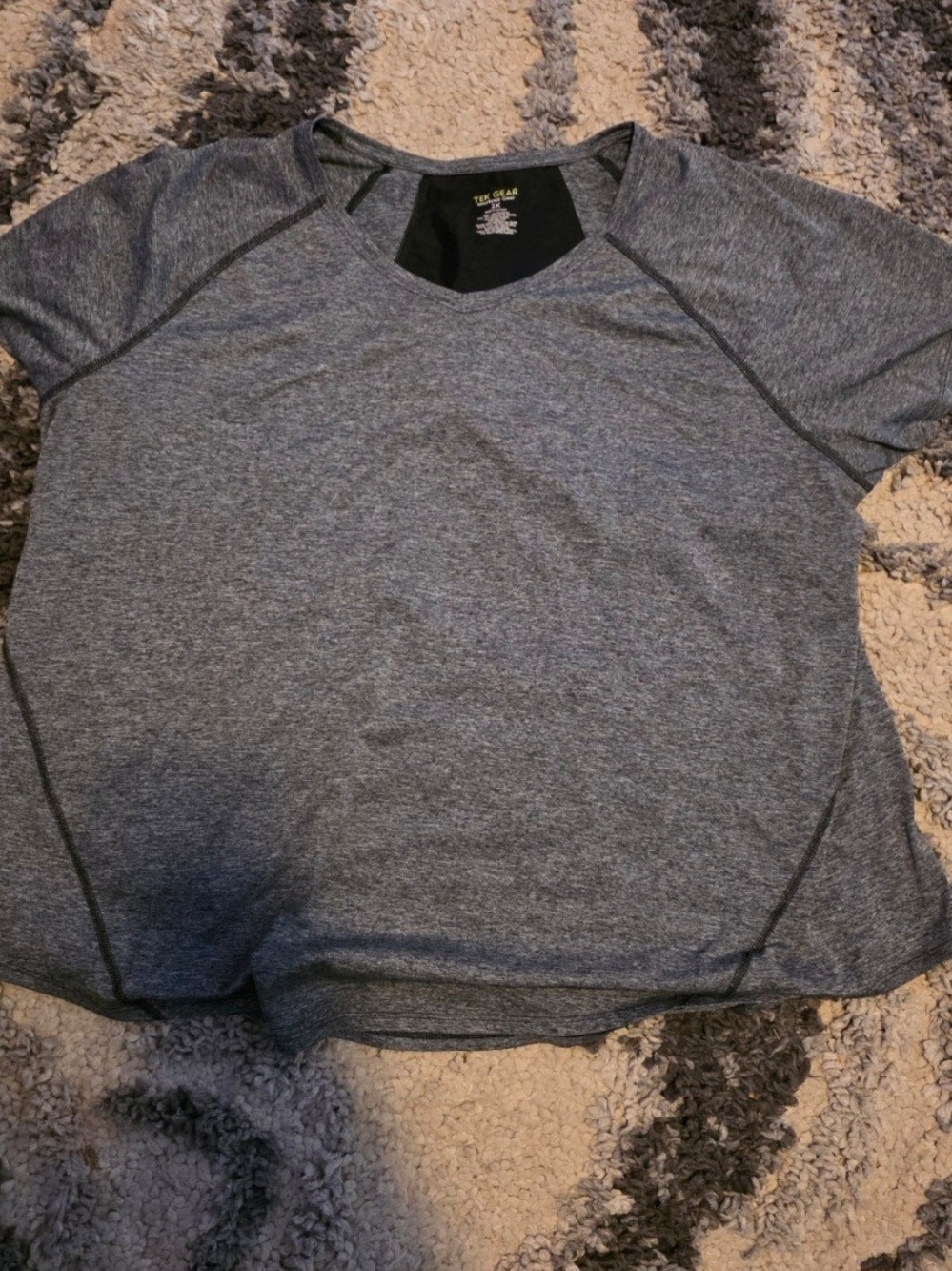 tek gear Women's Gray Short-Sleeve Performance Tee